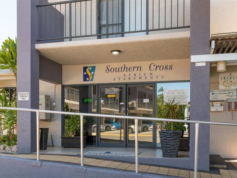 Southern Cross Atrium Apartments Cairns Exterior photo